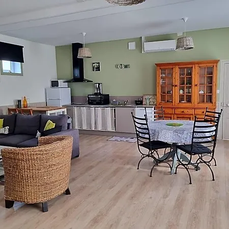 Bed & Breakfast La Maison De Venus 3*
